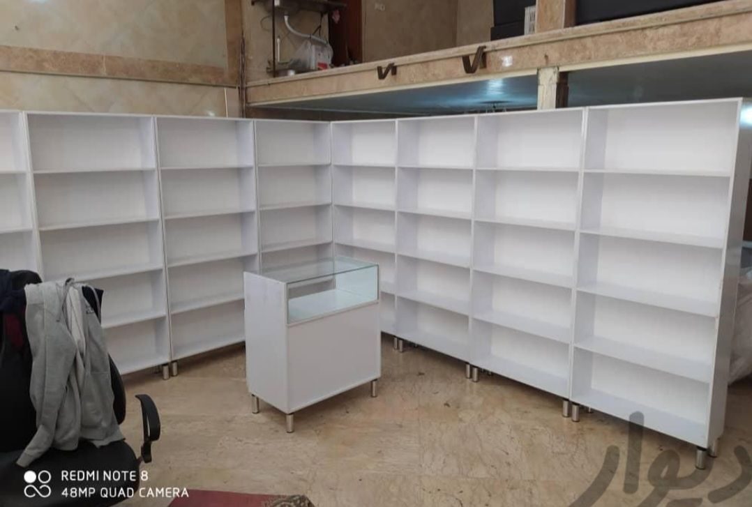 دکور اقتصادی آرایشی؛ راه‌اندازی مغازه با بودجه محدود، بدون دور ریختن چیزی